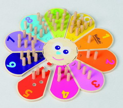 Puzzle-uri educative - Puzzle din lemn in forma de floare pentru stimularea numaratului